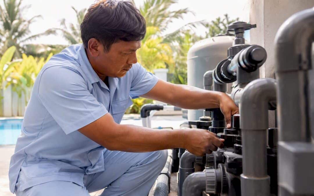 Commercial Pool Downtime Planning: A Facilities Manager Playbook